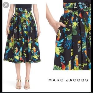 Marc Jacobs skirt. Size two. Parrot design. Perfect condition.